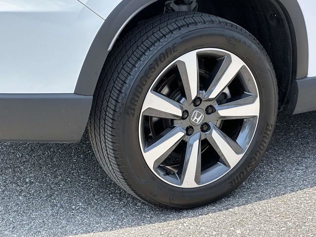 Used 2025 Honda Pilot Touring image 29