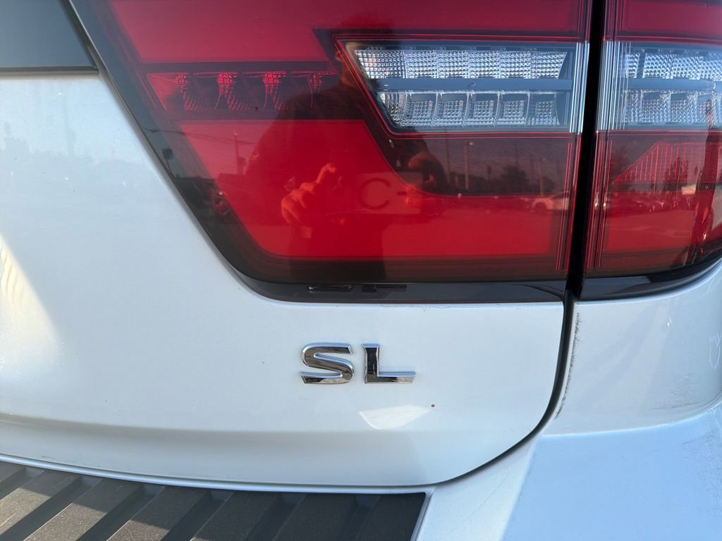 Used 2024 Nissan Armada SL w/ Captain's Chairs Package image 11