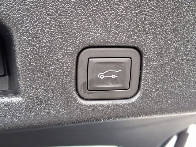 Used 2026 Chevrolet Traverse RS image 27