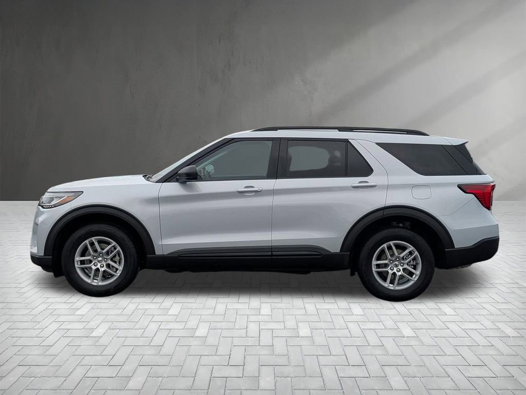 New 2026 Ford Explorer Active image 5
