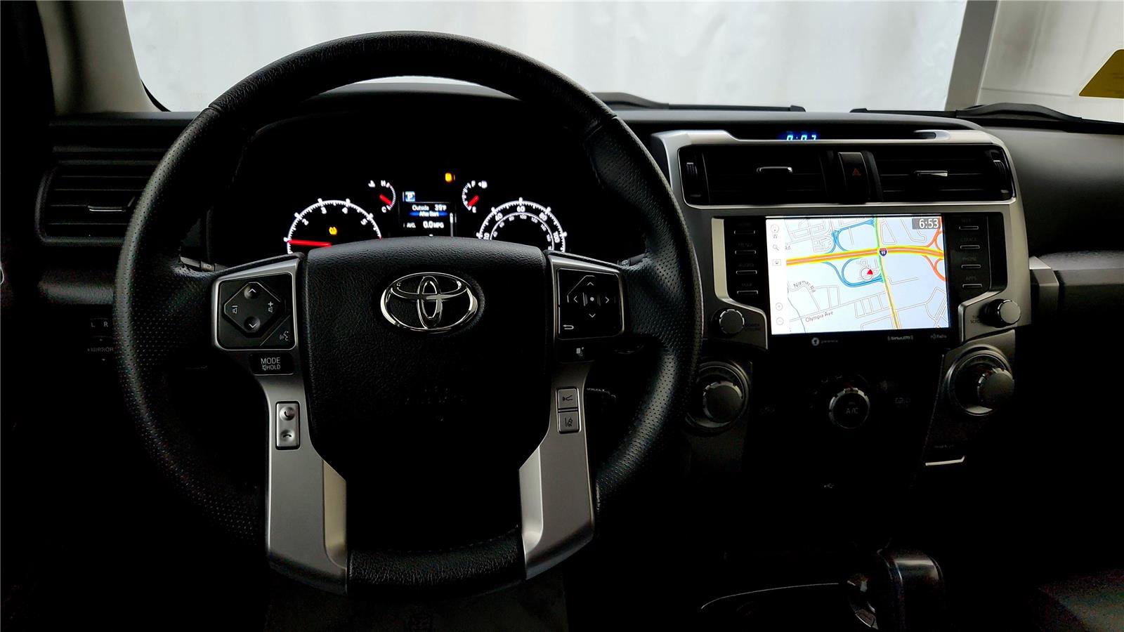 Used 2020 Toyota 4Runner SR5 Premium image 27