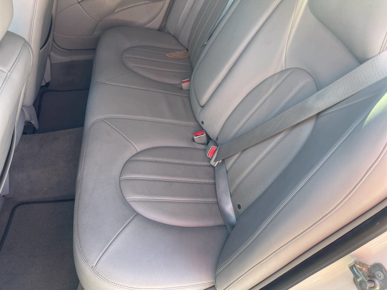 Used 2008 Buick Lucerne CXL w/ Ultra Confidence Package FWD image 15