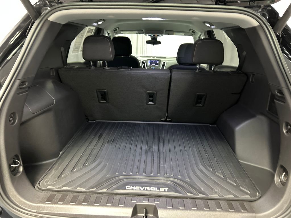 Used 2024 Chevrolet Equinox LT image 24