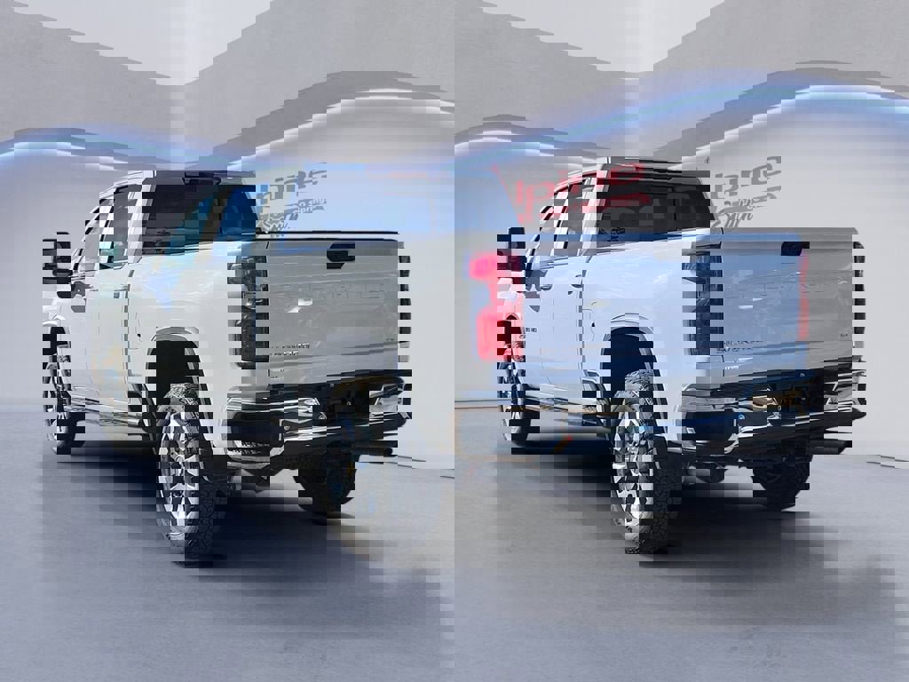 Used 2024 Chevrolet Silverado 2500 LT w/ All Star Edition image 3