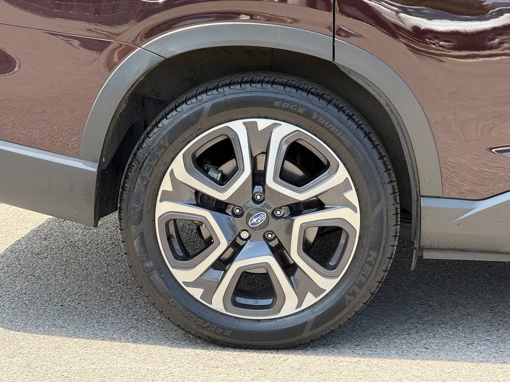 Used 2023 Subaru Ascent Touring AWD/4WD image 7