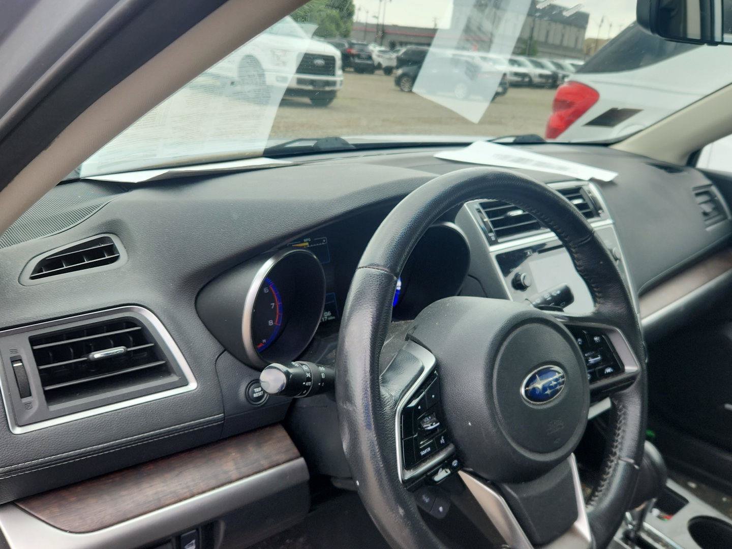Used 2019 Subaru Outback 2.5i Limited AWD/4WD image 9