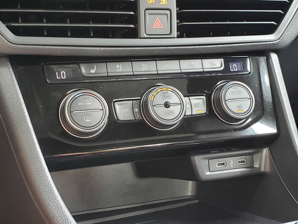 Used 2022 Volkswagen Jetta GLI Autobahn FWD image 24