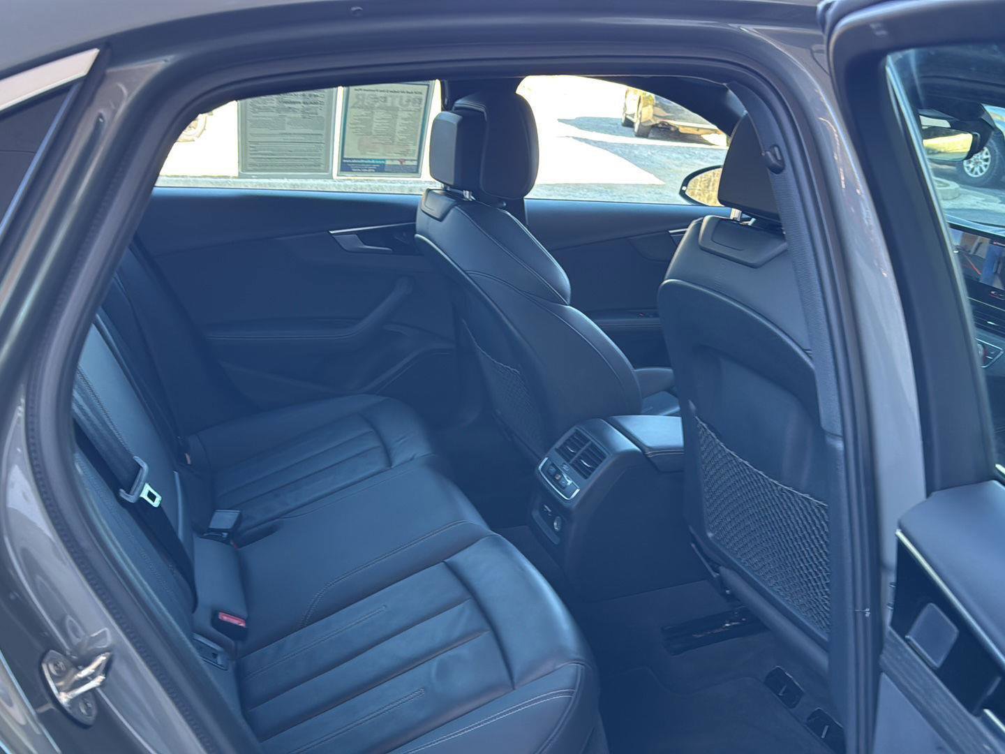 Used 2024 Audi A4 2.0T Premium Plus image 11