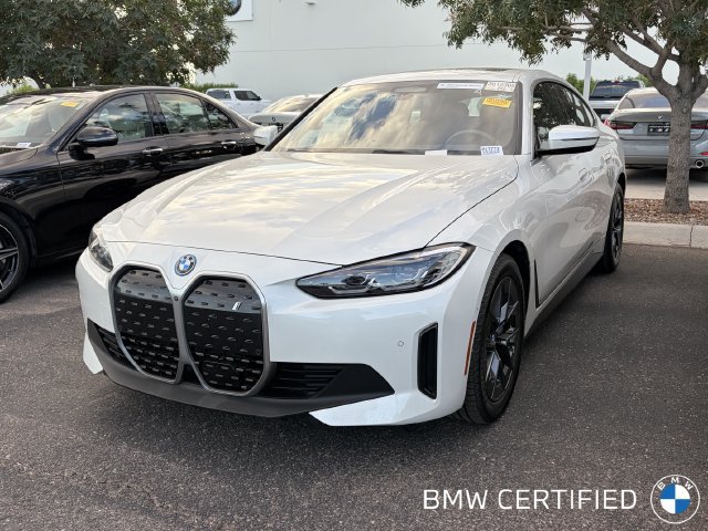Used 2023 BMW i4 eDrive35 RWD image 1