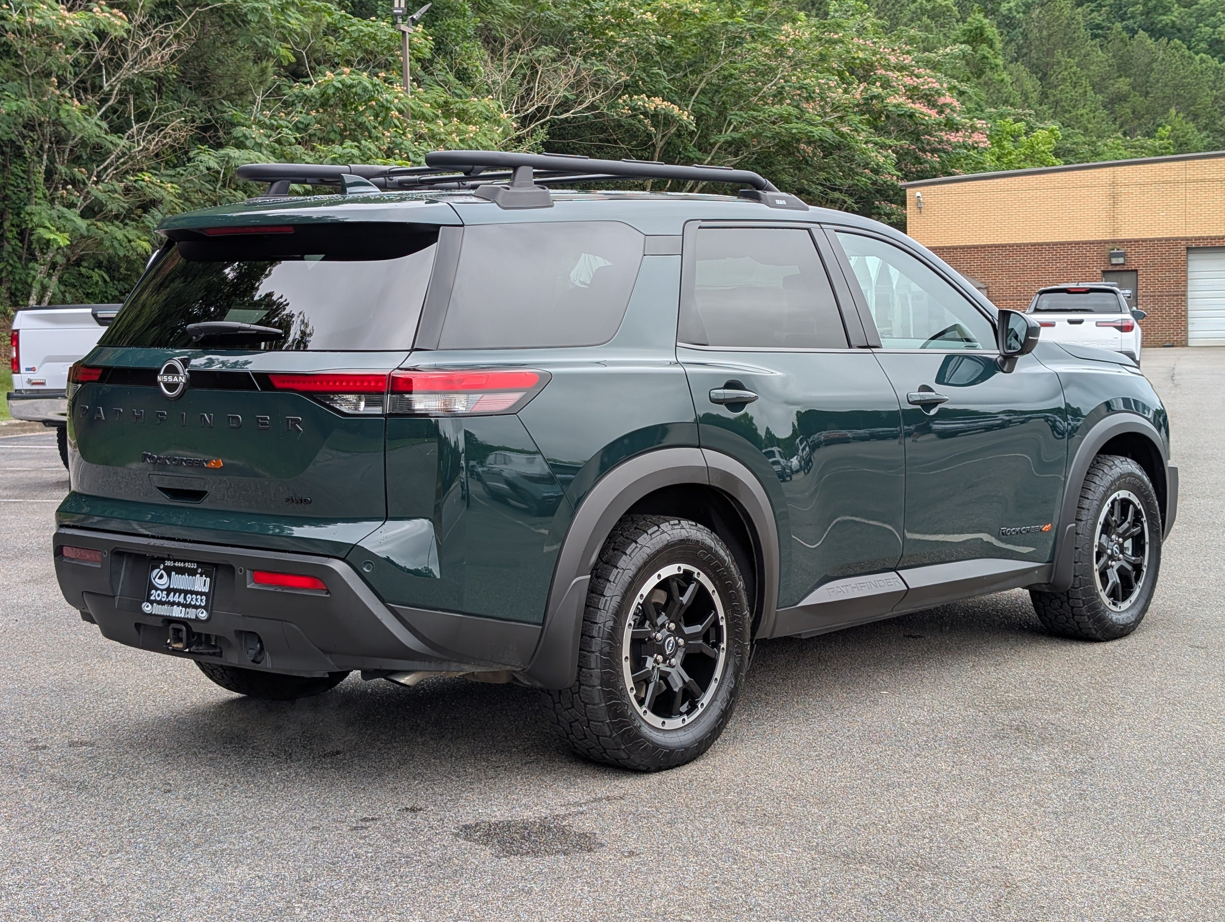 Used 2025 Nissan Pathfinder Rock Creek AWD/4WD image 9