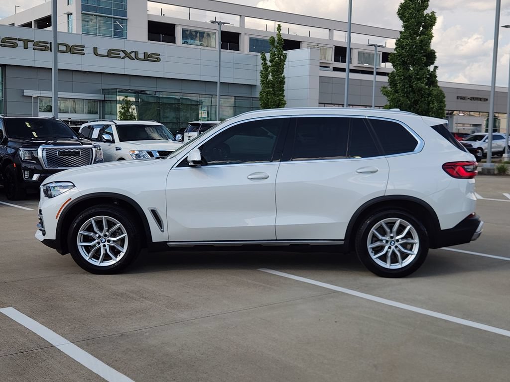 Used 2019 BMW X5 xDrive40i w/ Premium Package 2 AWD/4WD image 4