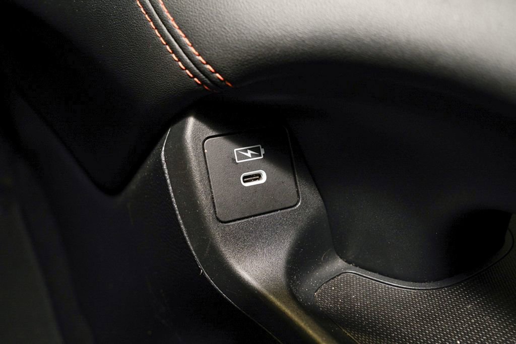 Used 2024 Honda HR-V Sport image 16