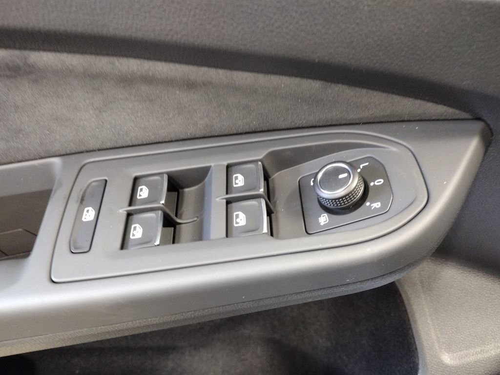 New 2026 Volkswagen GTI SE image 19