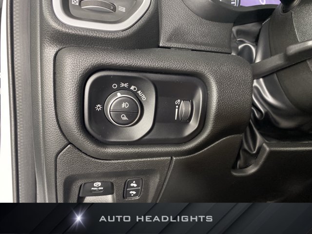 Used 2023 RAM 1500 Big Horn AWD/4WD image 28