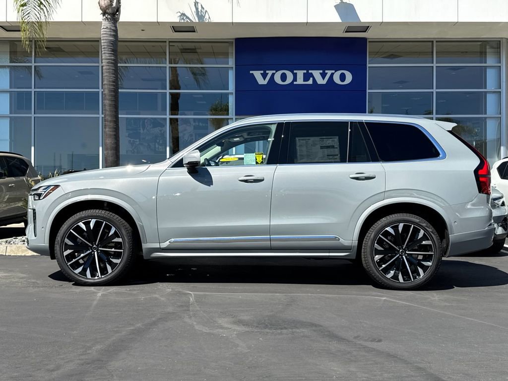 New 2026 Volvo XC90 B5 Plus image 2