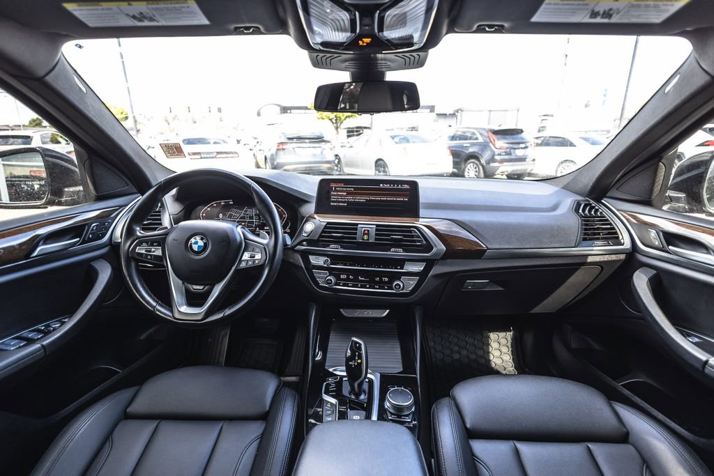 Used 2021 BMW X4 xDrive30i AWD/4WD image 23