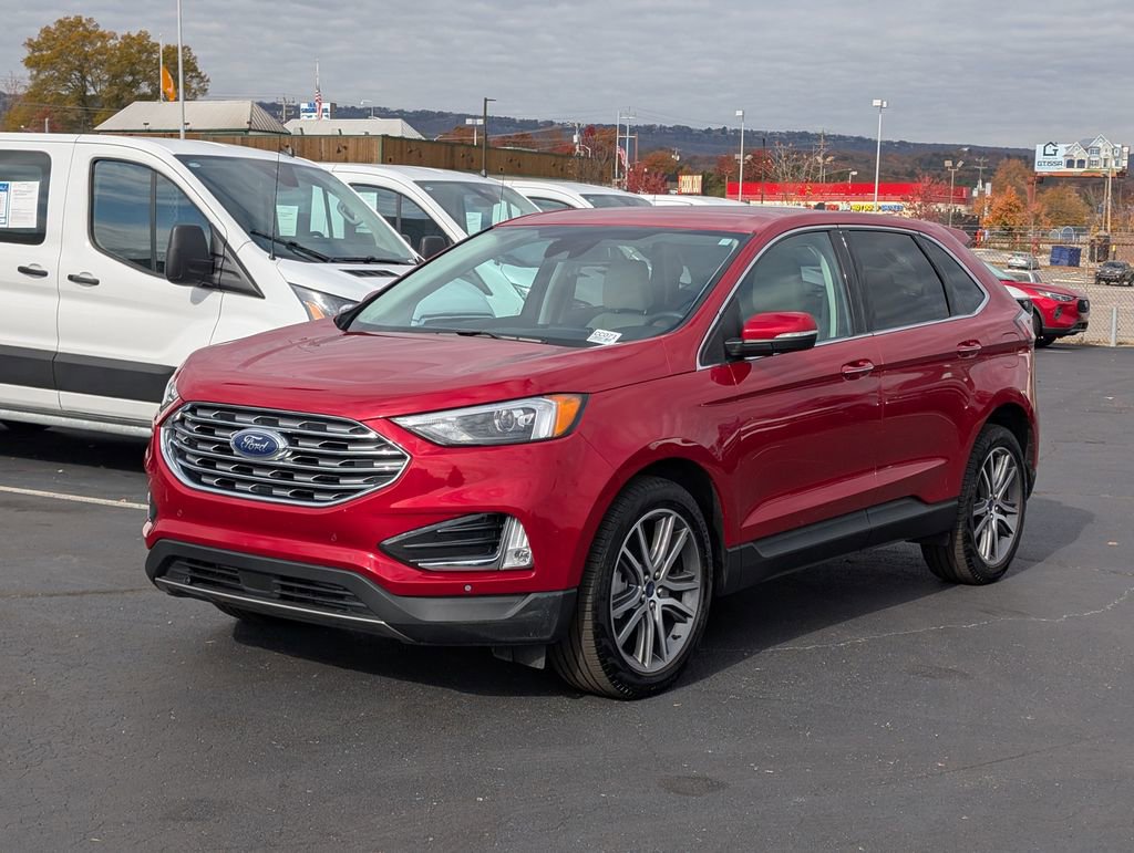 Used 2022 Ford Edge Titanium w/ Class II Trailer Tow Package image 3