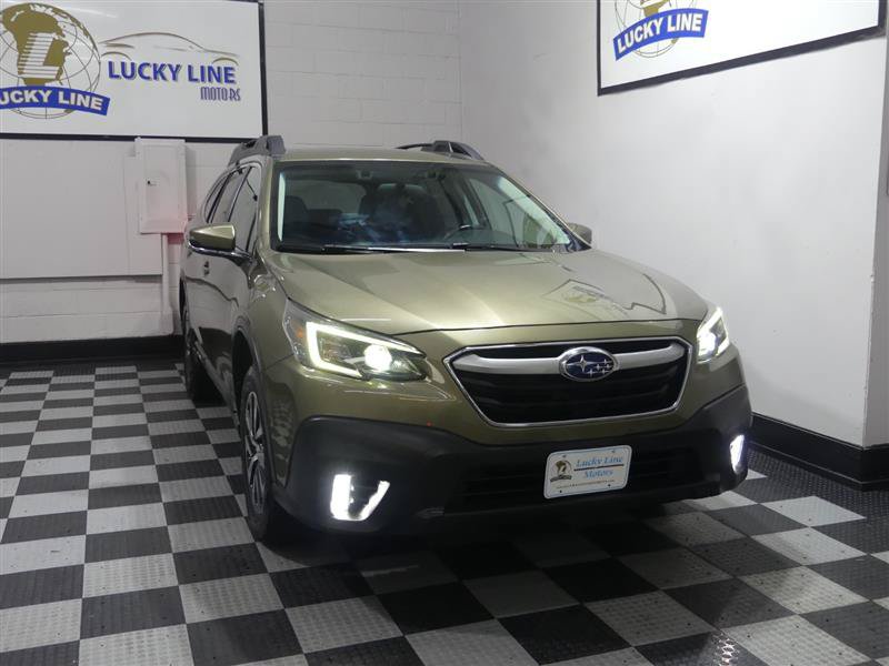 Used 2022 Subaru Outback Premium AWD/4WD image 5