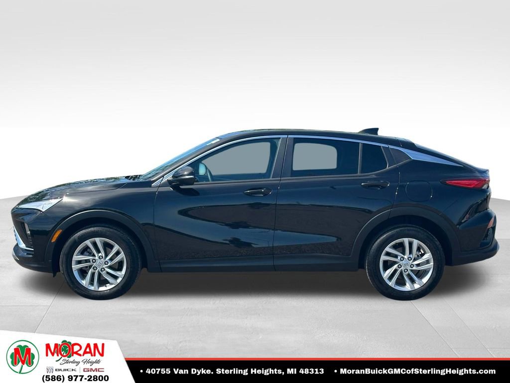 Certified 2024 Buick Envista Sport Touring w/ Convenience I Package FWD image 2