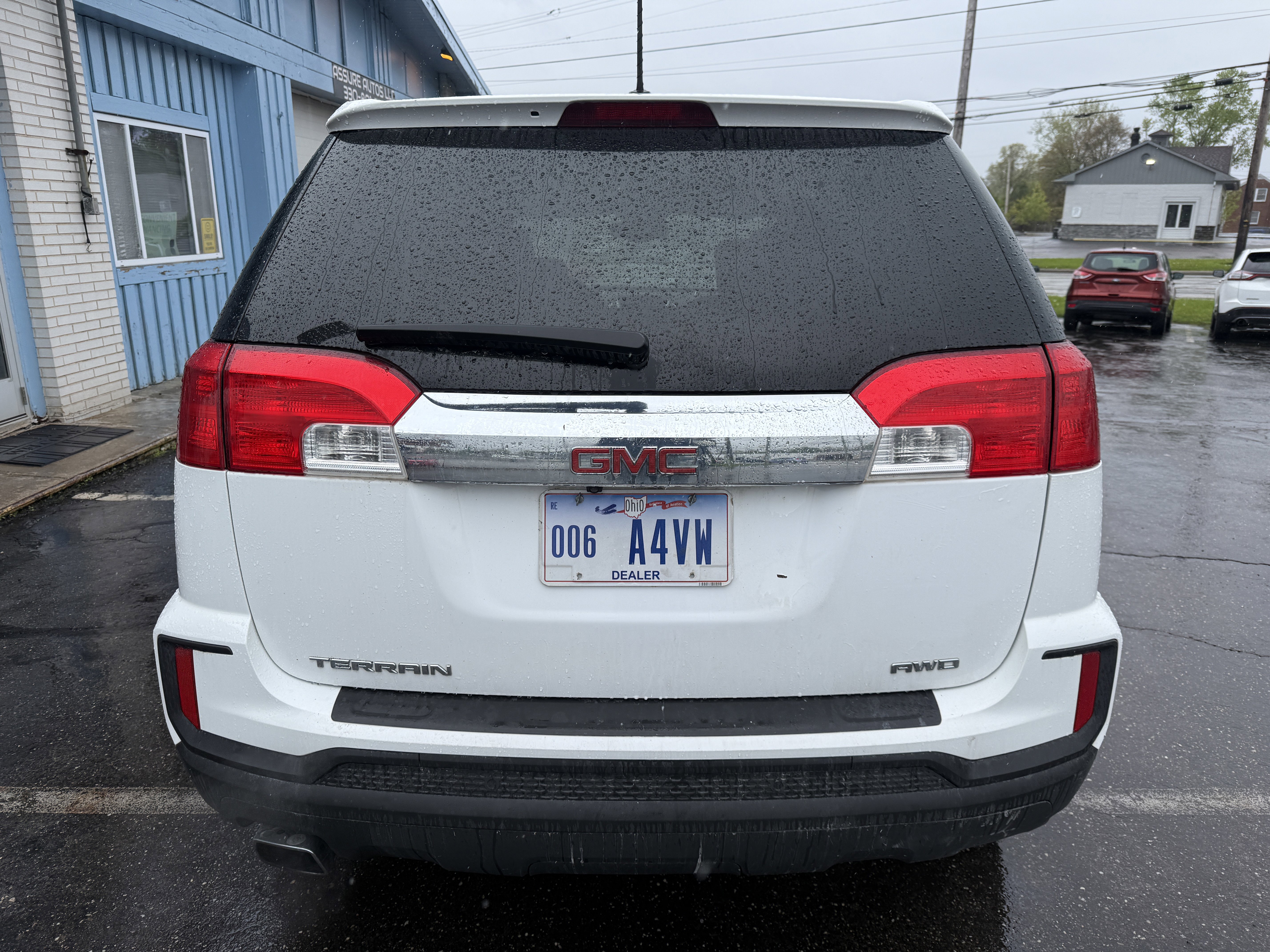 Used 2017 GMC Terrain SLE AWD/4WD image 4