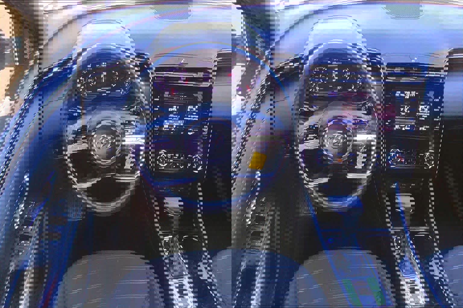 Used 2023 Hyundai Santa Cruz SE image 6