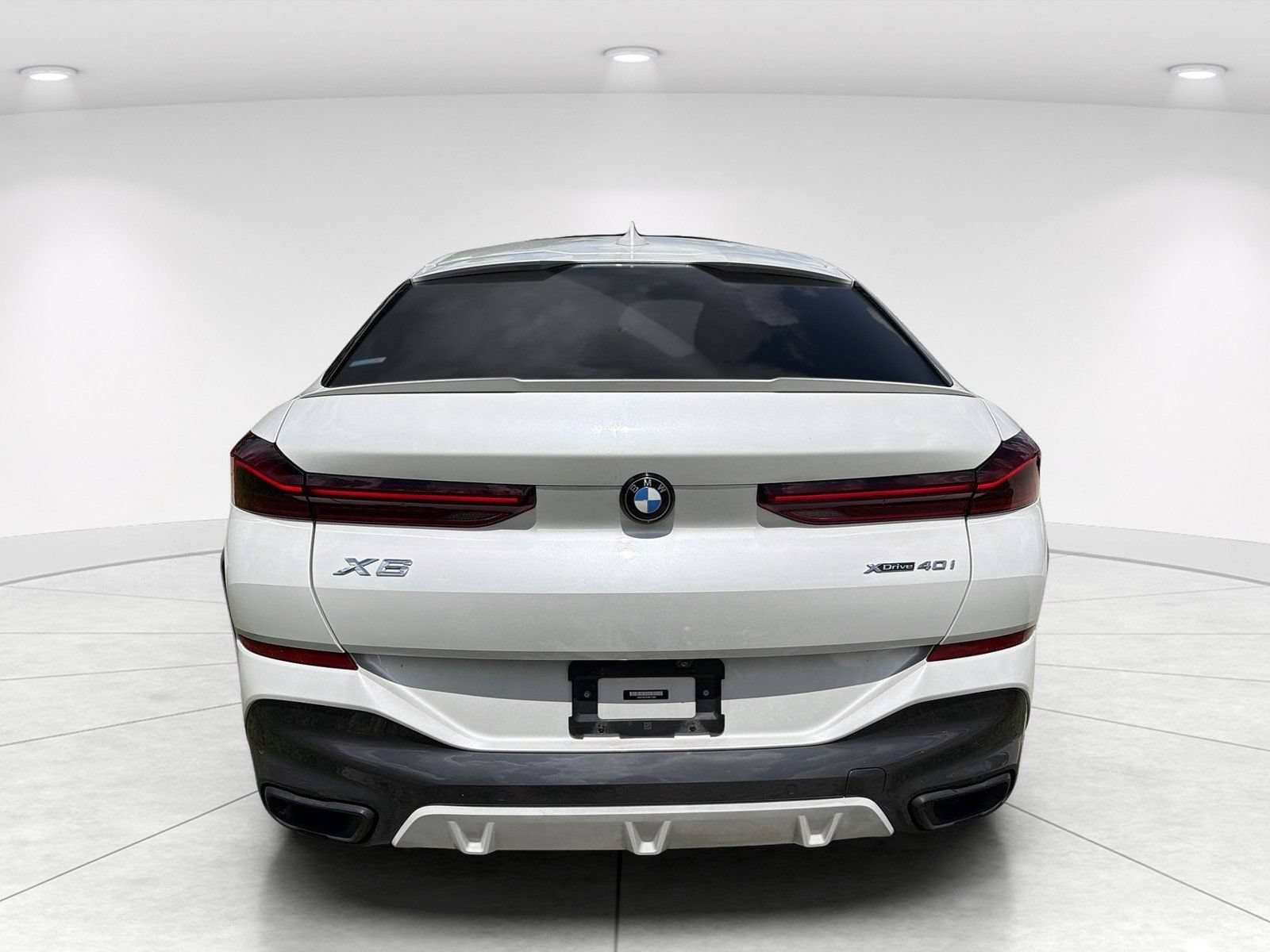 Used 2022 BMW X6 xDrive40i w/ Executive Package AWD/4WD image 5