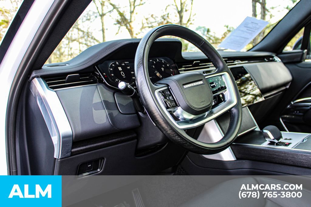 Used 2024 Land Rover Range Rover SE image 32