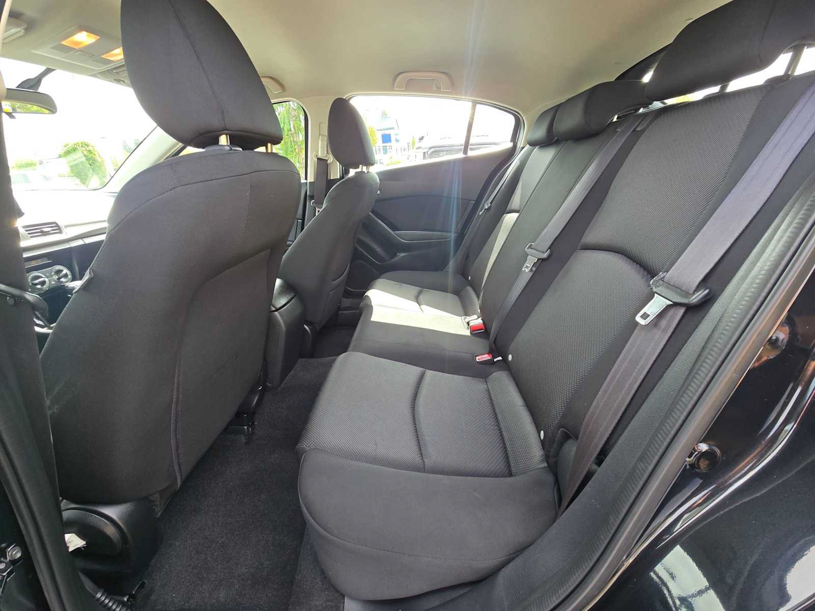 Used 2017 MAZDA MAZDA3 Sport FWD image 16