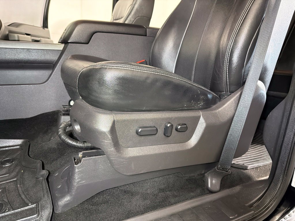 Used 2016 Ford F250 Lariat w/ Lariat Ultimate Package AWD/4WD image 12