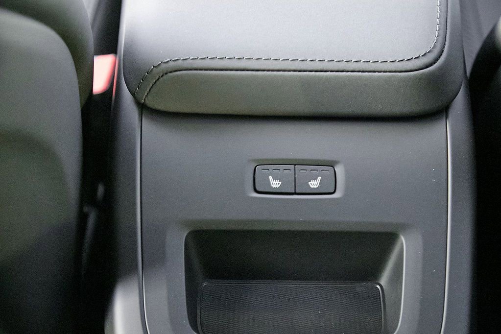 New 2026 Volvo XC60 B5 Plus w/ Climate Package image 23