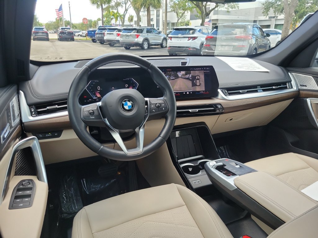 Used 2024 BMW X1 xDrive28i w/ Premium Package AWD/4WD image 12