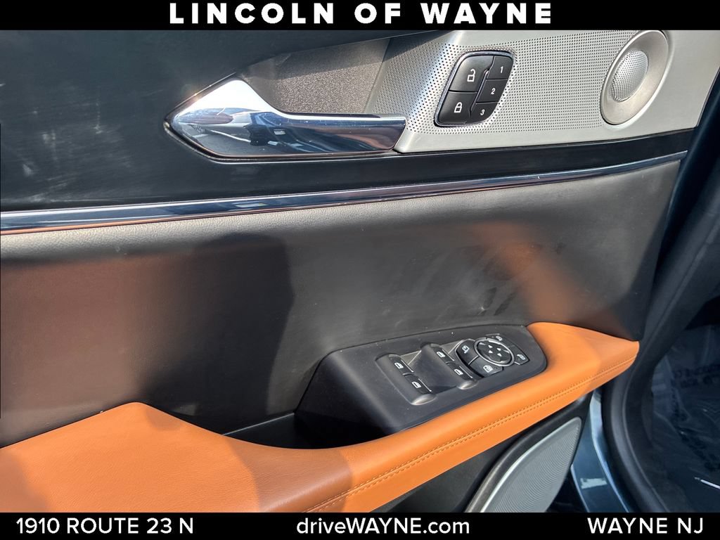 Certified 2023 Lincoln Nautilus Black Label AWD/4WD image 13