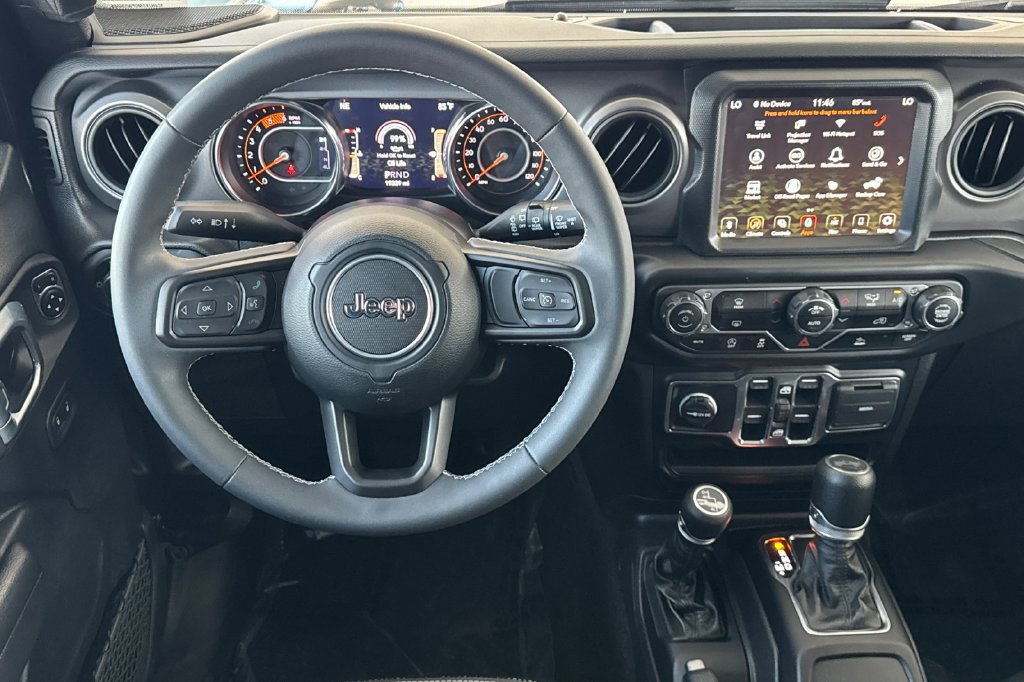 Used 2023 Jeep Wrangler Unlimited Sport AWD/4WD image 17