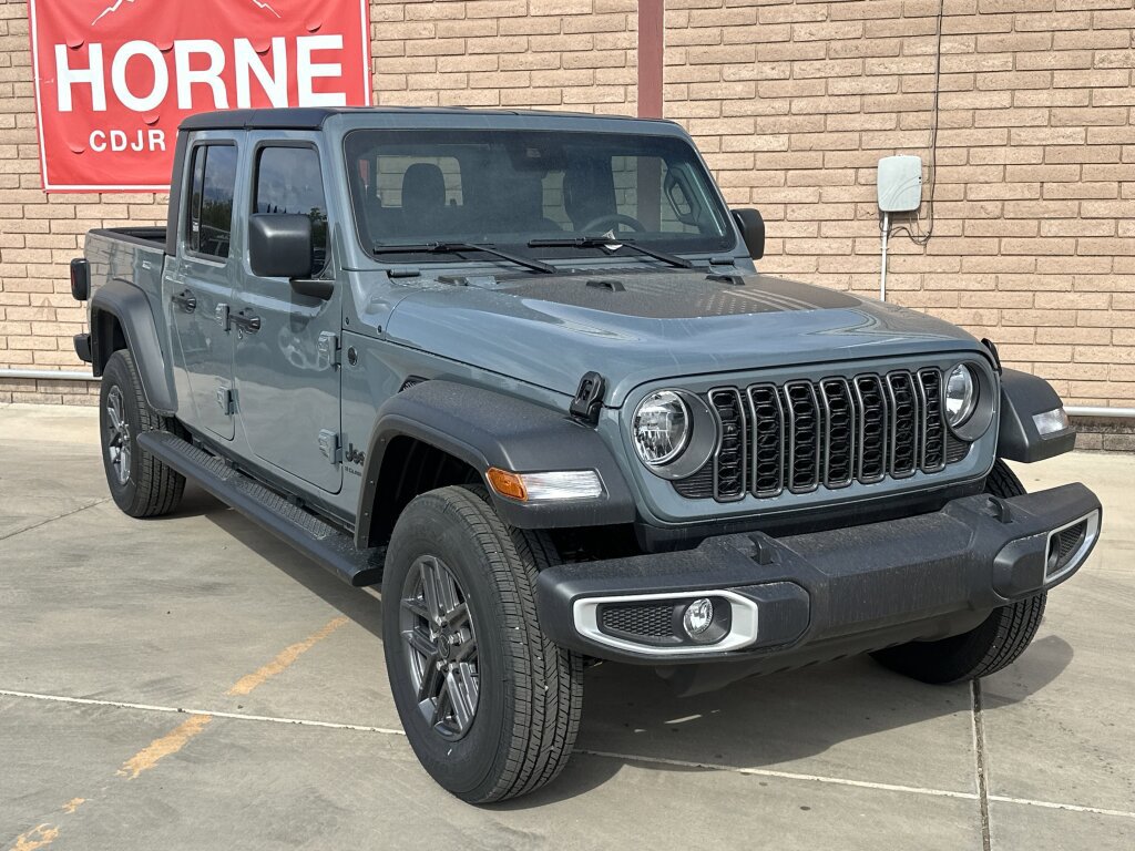 New 2025 Jeep Gladiator Sport image 6