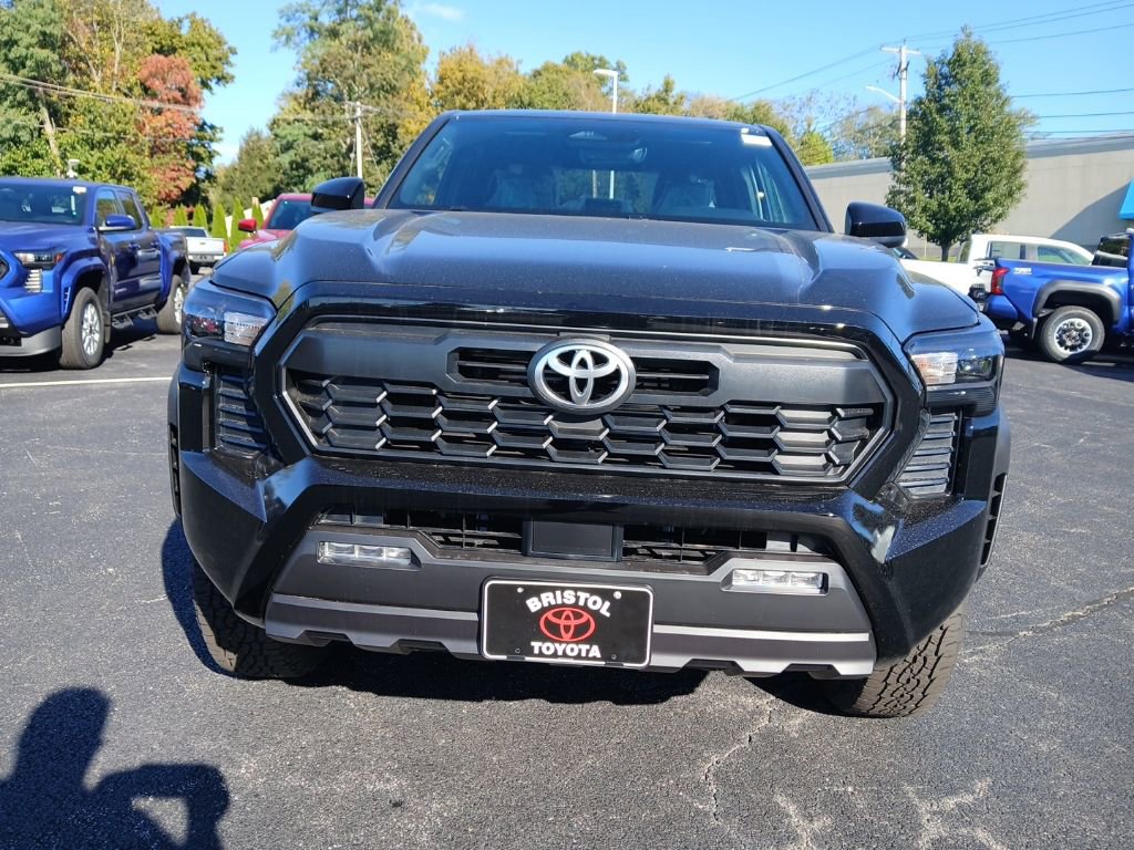 New 2025 Toyota Tacoma TRD Off-Road image 14