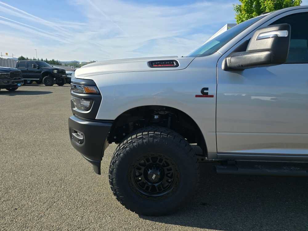 New 2026 RAM 3500 Tradesman AWD/4WD image 19