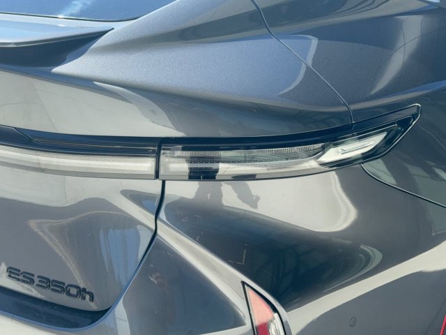 New 2026 Lexus ES 350h w/ Accessory Package (Z2) FWD image 10