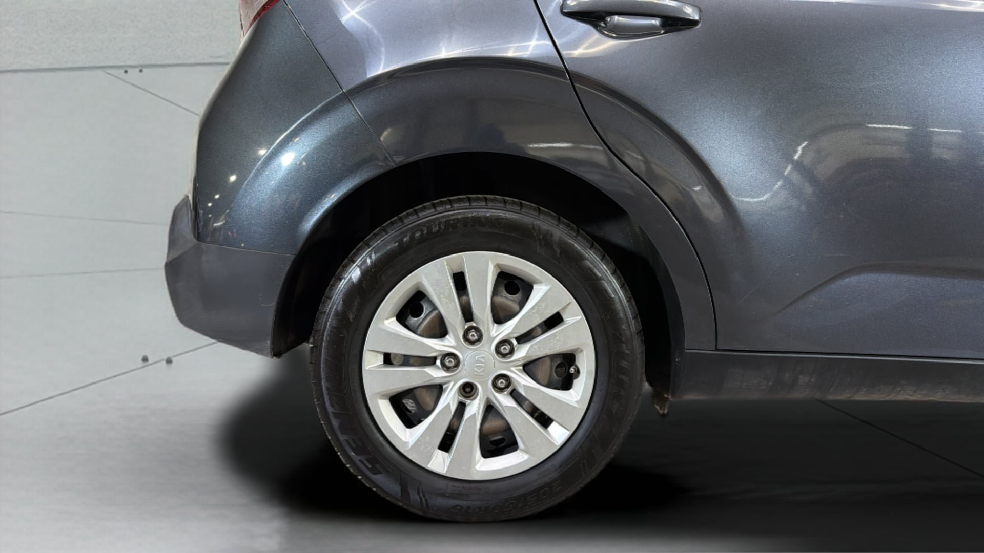 Used 2021 Kia Soul LX FWD image 35