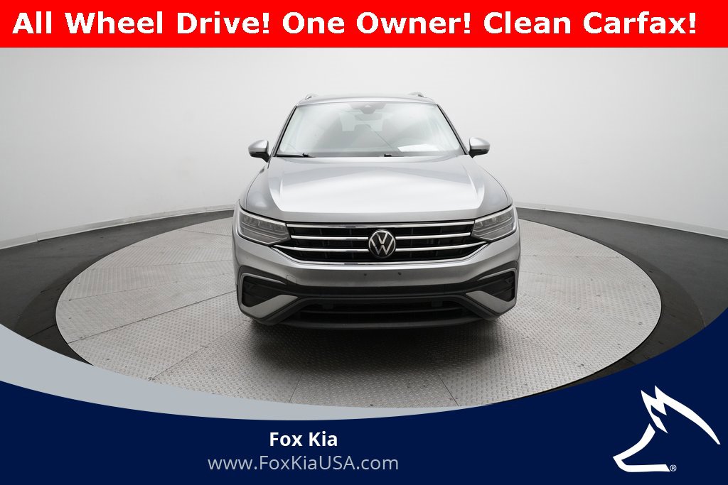 Used 2024 Volkswagen Tiguan SE image 11