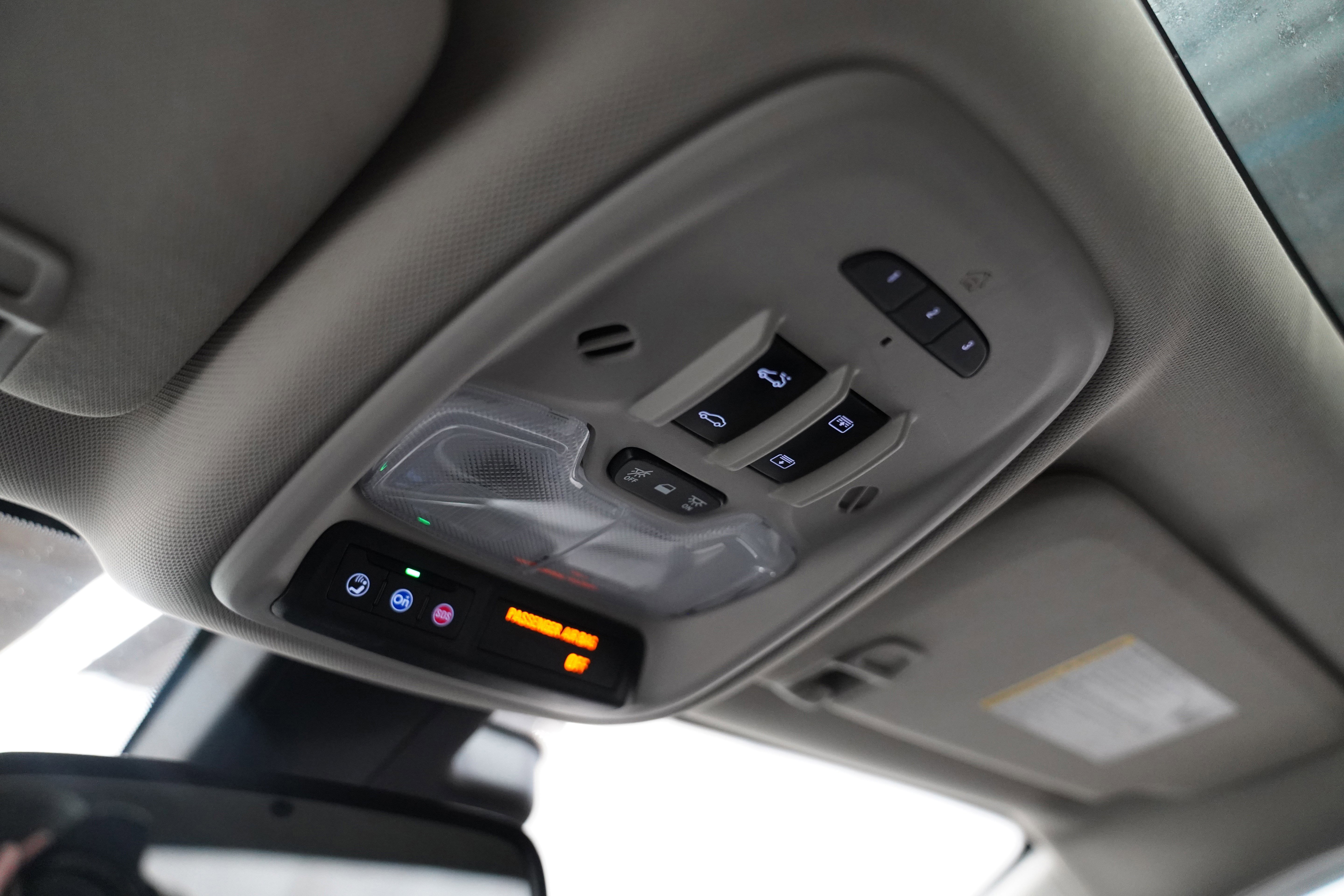 Used 2022 Buick Encore GX Essence w/ Experience Buick Package image 21