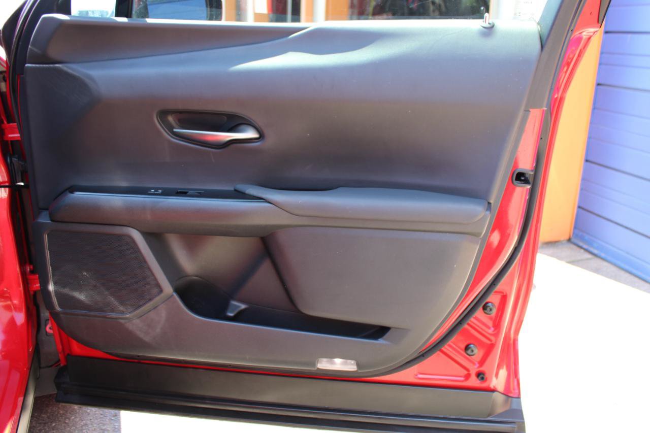 Used 2019 Lexus UX 200 F Sport w/ F Sport Premium Package FWD image 44
