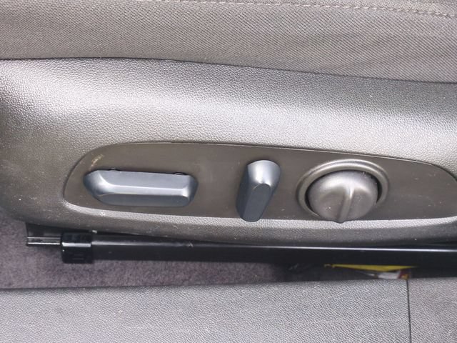 Used 2024 Chevrolet Malibu LT FWD image 12