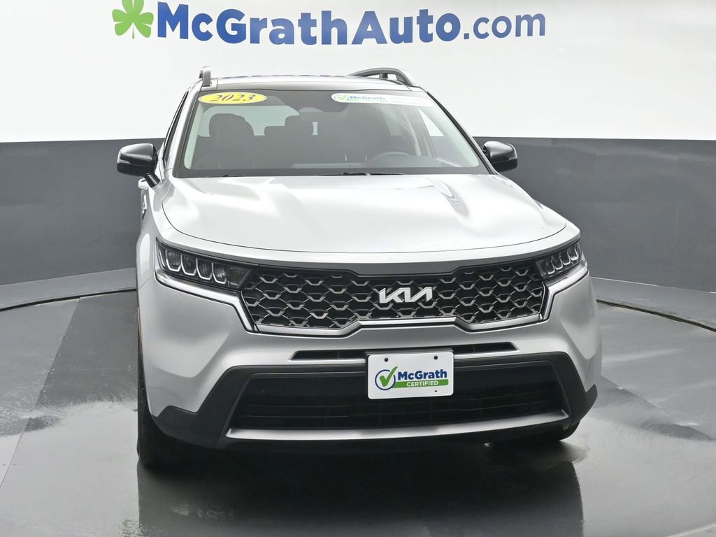 Used 2023 Kia Sorento S w/ Panoramic Sunroof Package image 4