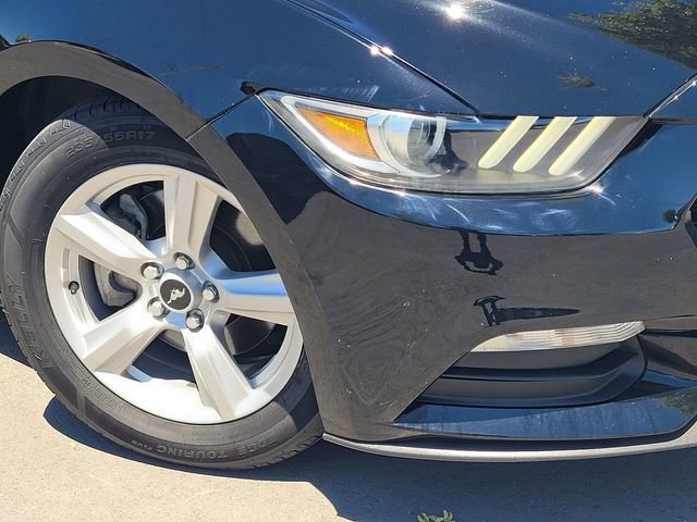 Used 2016 Ford Mustang Coupe RWD image 2