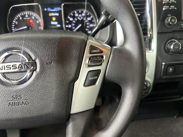 Used 2018 Nissan Titan SV image 16
