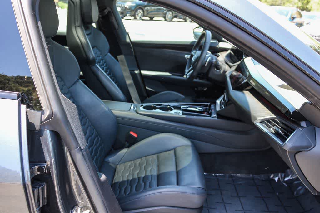 Used 2024 Audi e-tron GT Premium Plus w/ Performance Package AWD/4WD image 18