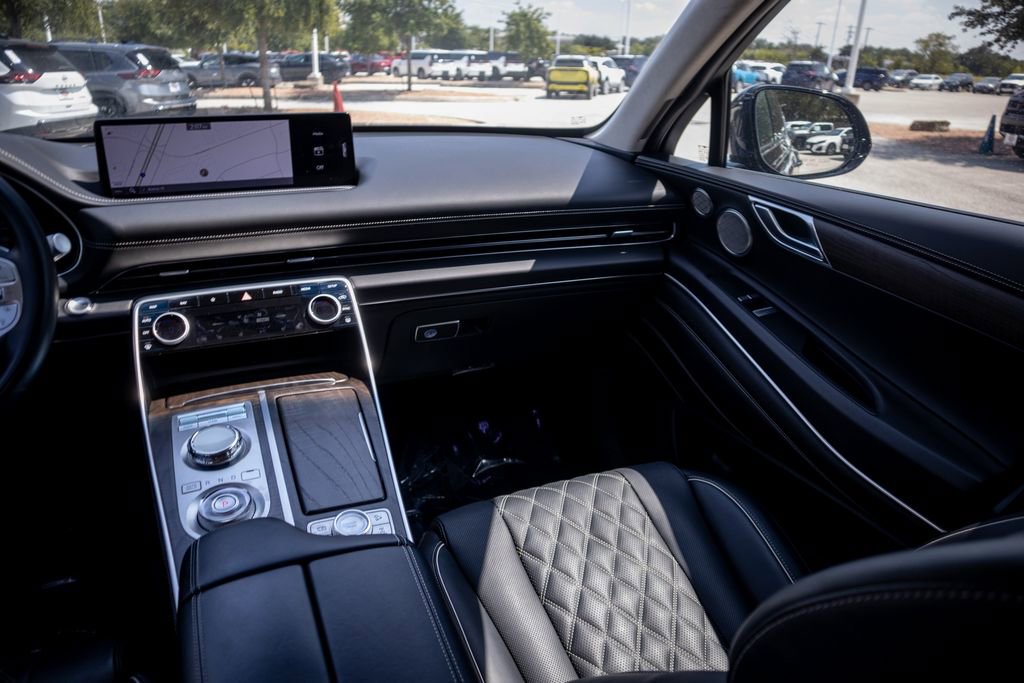 Used 2023 Genesis GV80 3.5T Advanced + w/ Prestige Package image 24