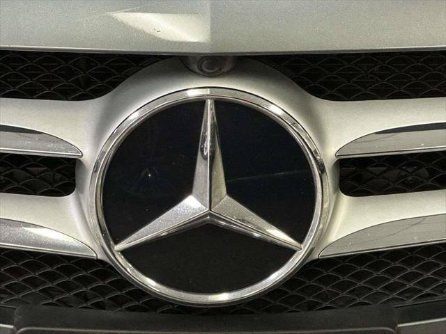 Used 2019 Mercedes-Benz C 300 4MATIC Sedan image 7