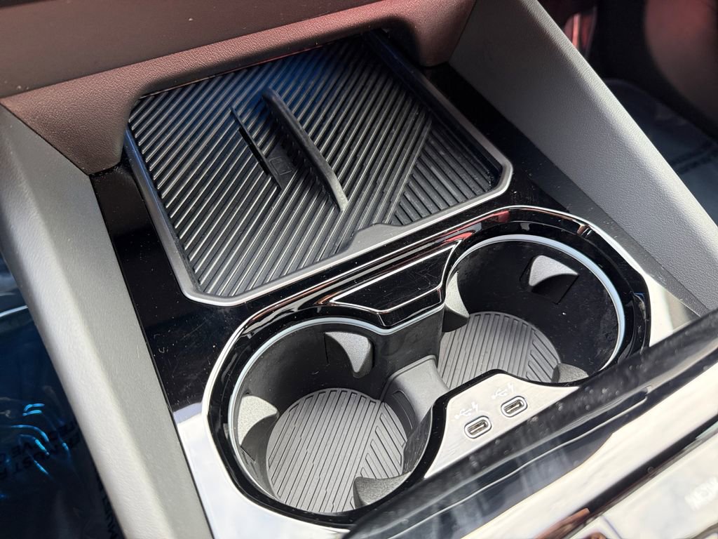 Certified 2026 BMW 530i xDrive w/ M Sport Package image 27