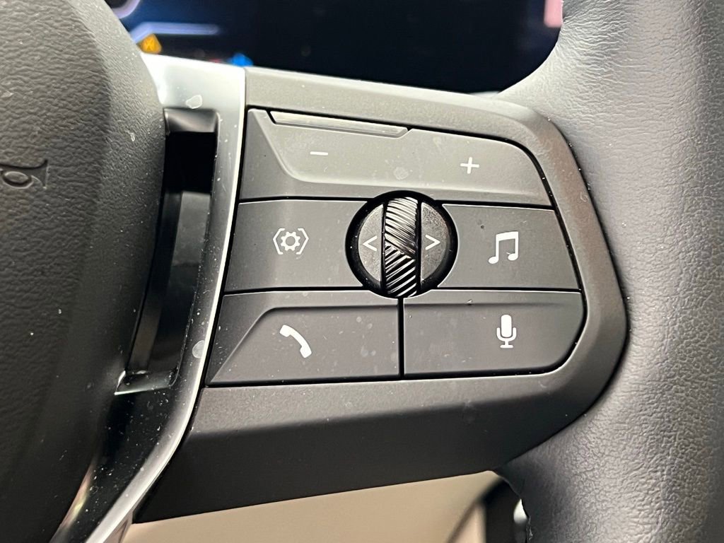 Certified 2025 BMW X1 xDrive28i image 17